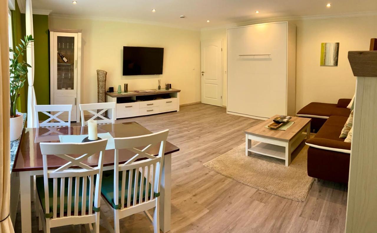 Roosartige Ferien - Ferienwohnung Am Weiherturm Бахарах Экстерьер фото